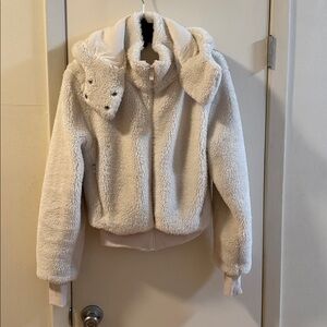 Alo Yoga Foxy Hooded Sherpa Jacket Ivory White- Small (please see measurements)